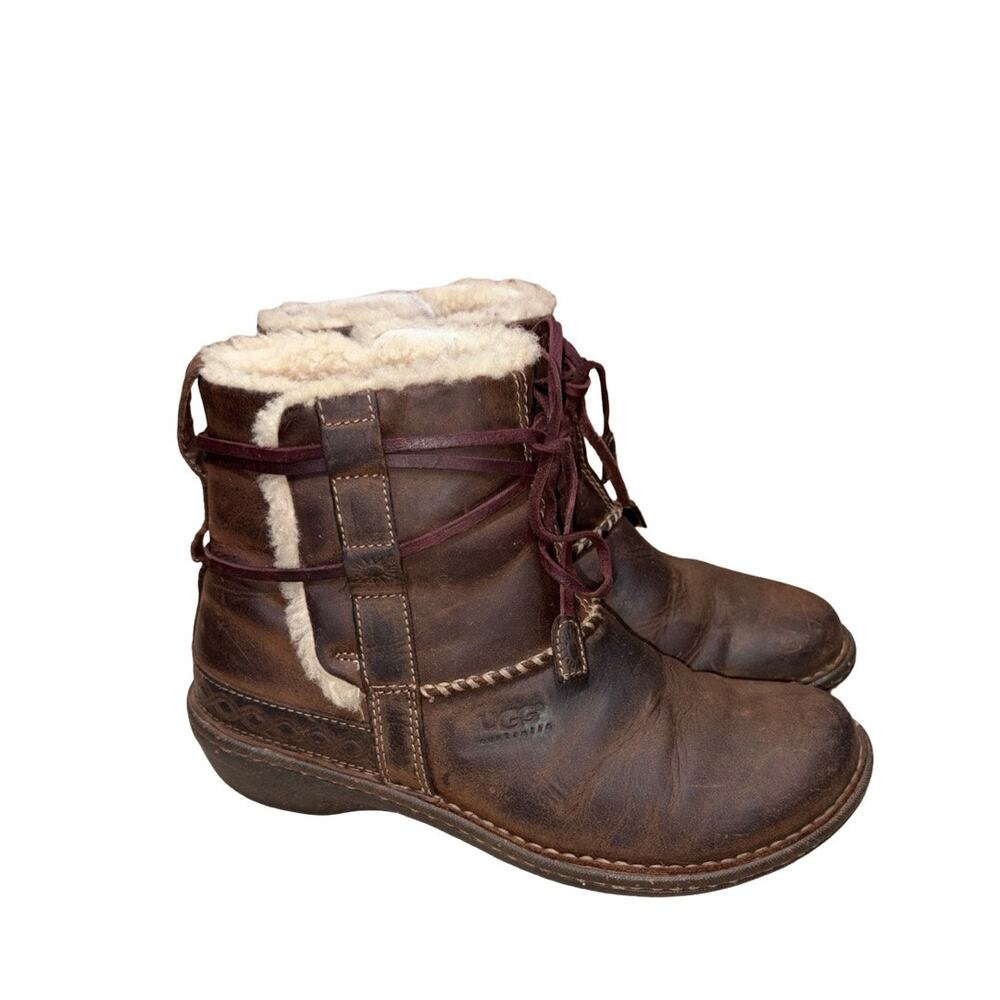 UGG COVE Brown Leather Shearling Lined Wrap-Around Lace 5136 Boots Size: US 9